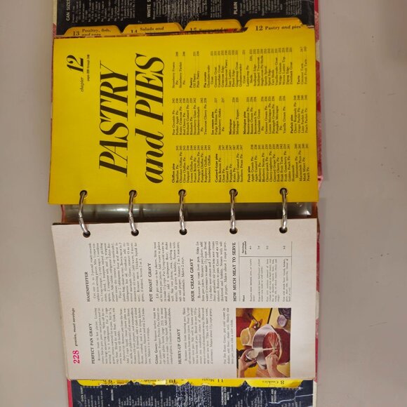 Better Homes New Cookbook 1972 hardcover ephemera paper 5 ring binder fair cond. - Picture 8 of 15